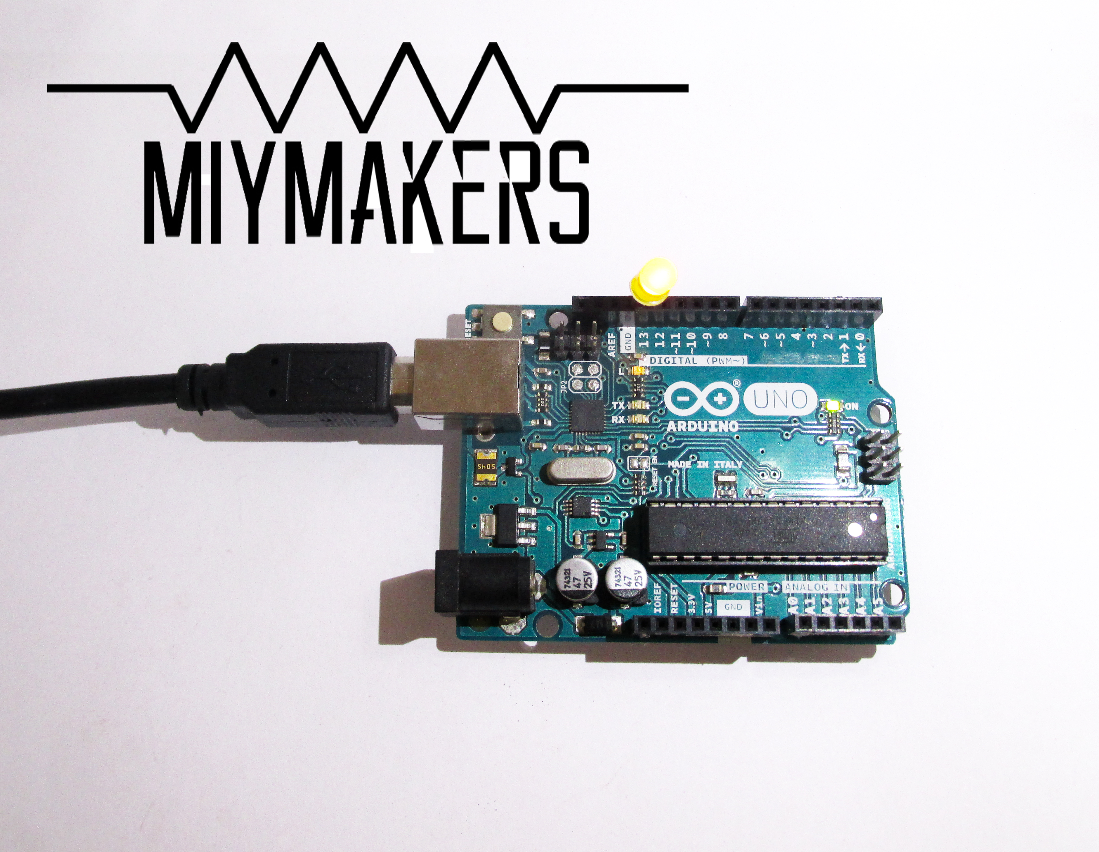 LED BLINK~MIYMAKERS.JPG