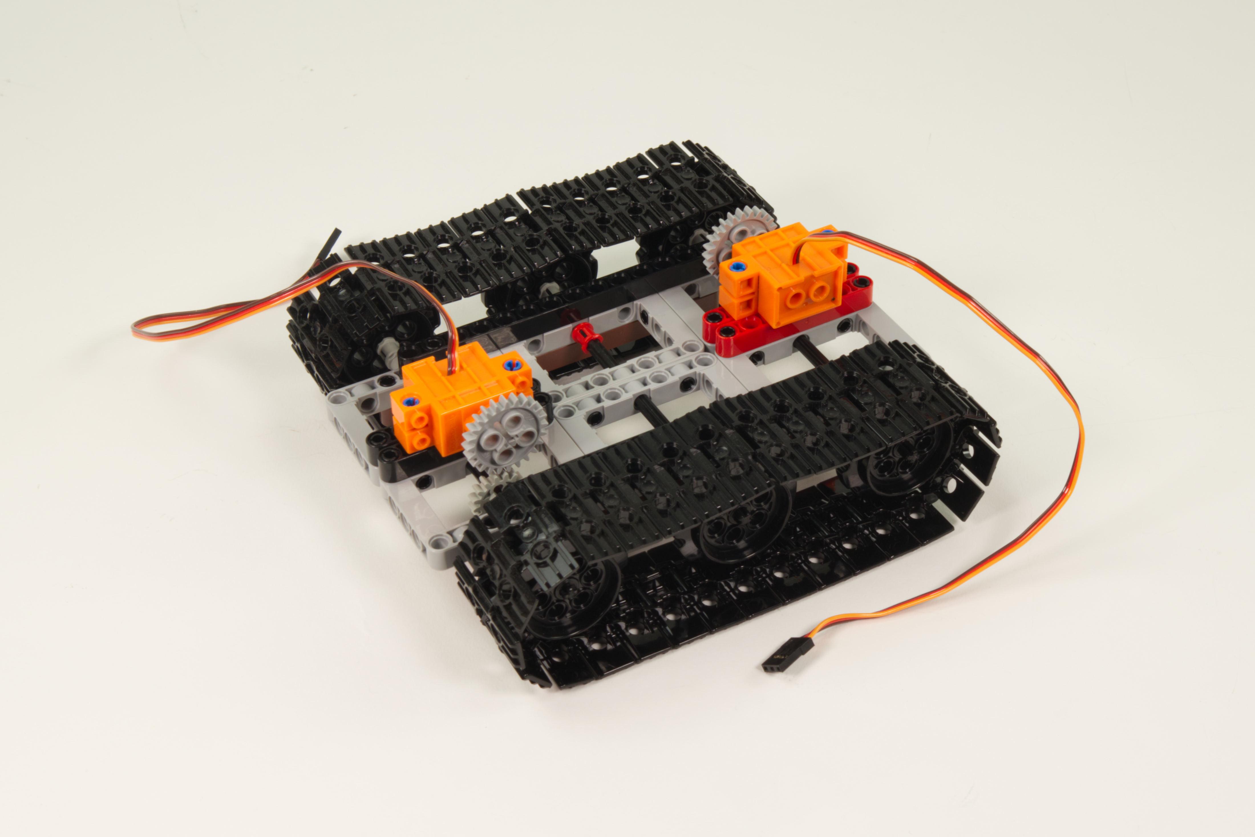 LEGO Tank-2428.jpg