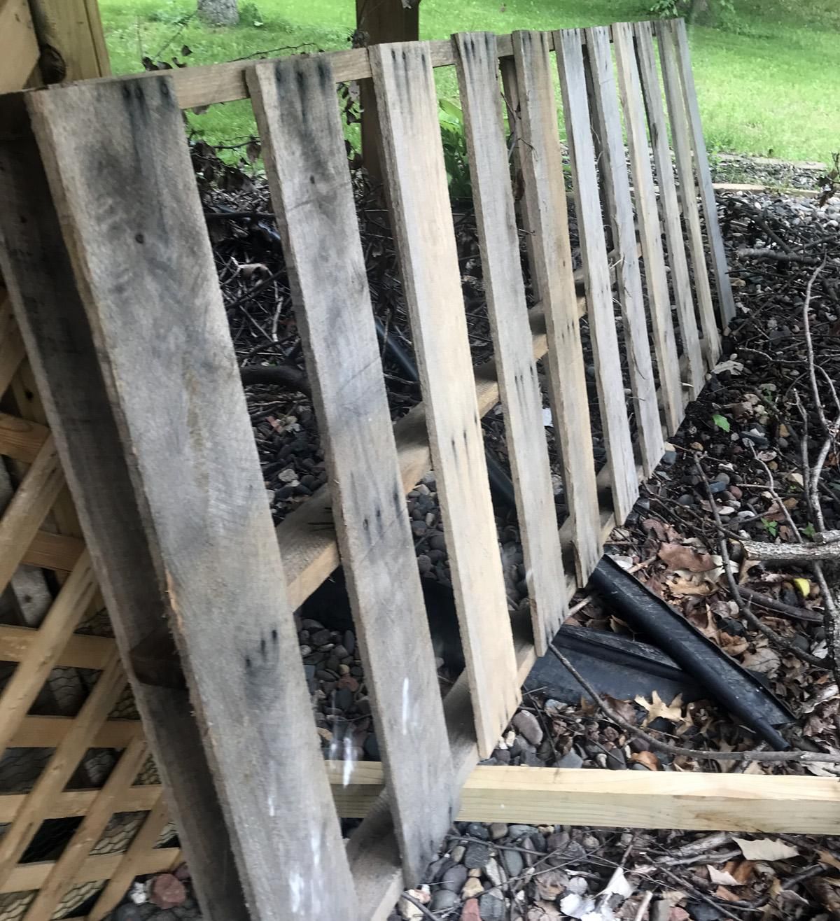 LLL-01pallet.jpg