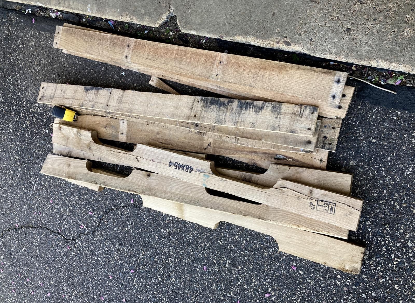LLL2_013-Oak-Lumber.jpg