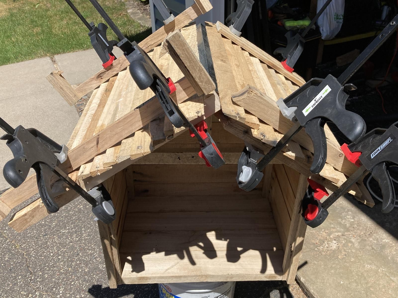 LLL2_044-roofclamps.jpg