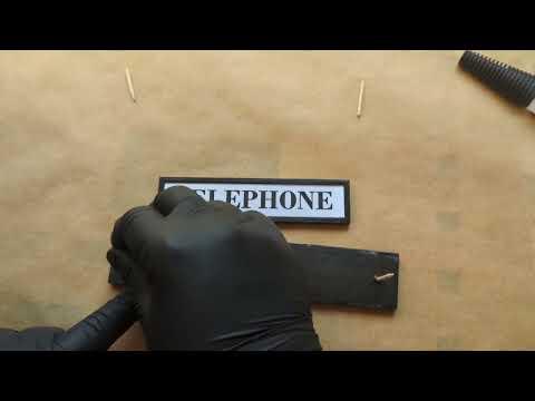 Labels, emblem