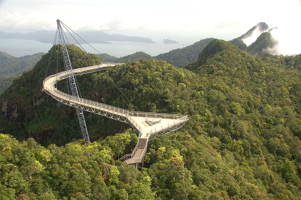 Langkawi_sky_bridge.jpg