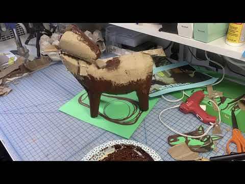 Li'l Sebastian in Horsey Heaven Marionette - Making It - Video 5