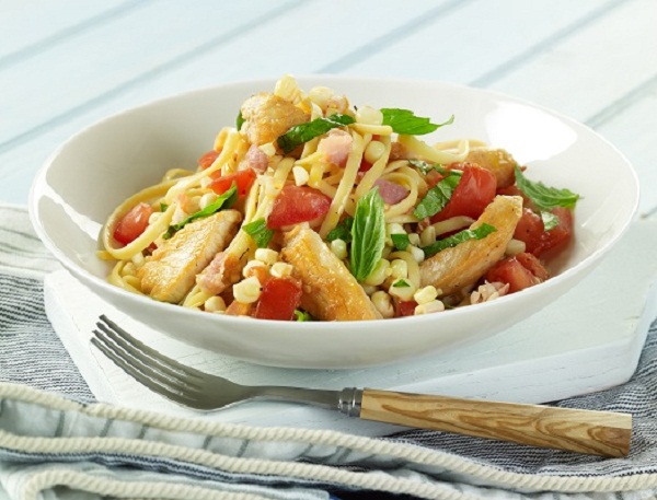 Linguini-with-Chicken-Fresh-Corn-and-Summer-Tomatoes.jpg