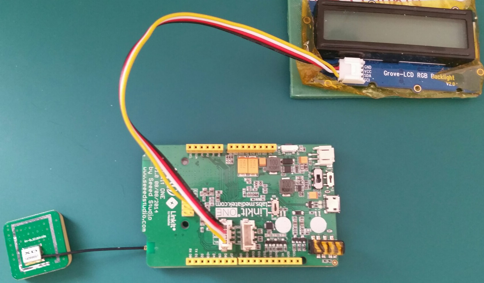 LinkIt One Grove LCD  and connected GPS Antenna.jpg