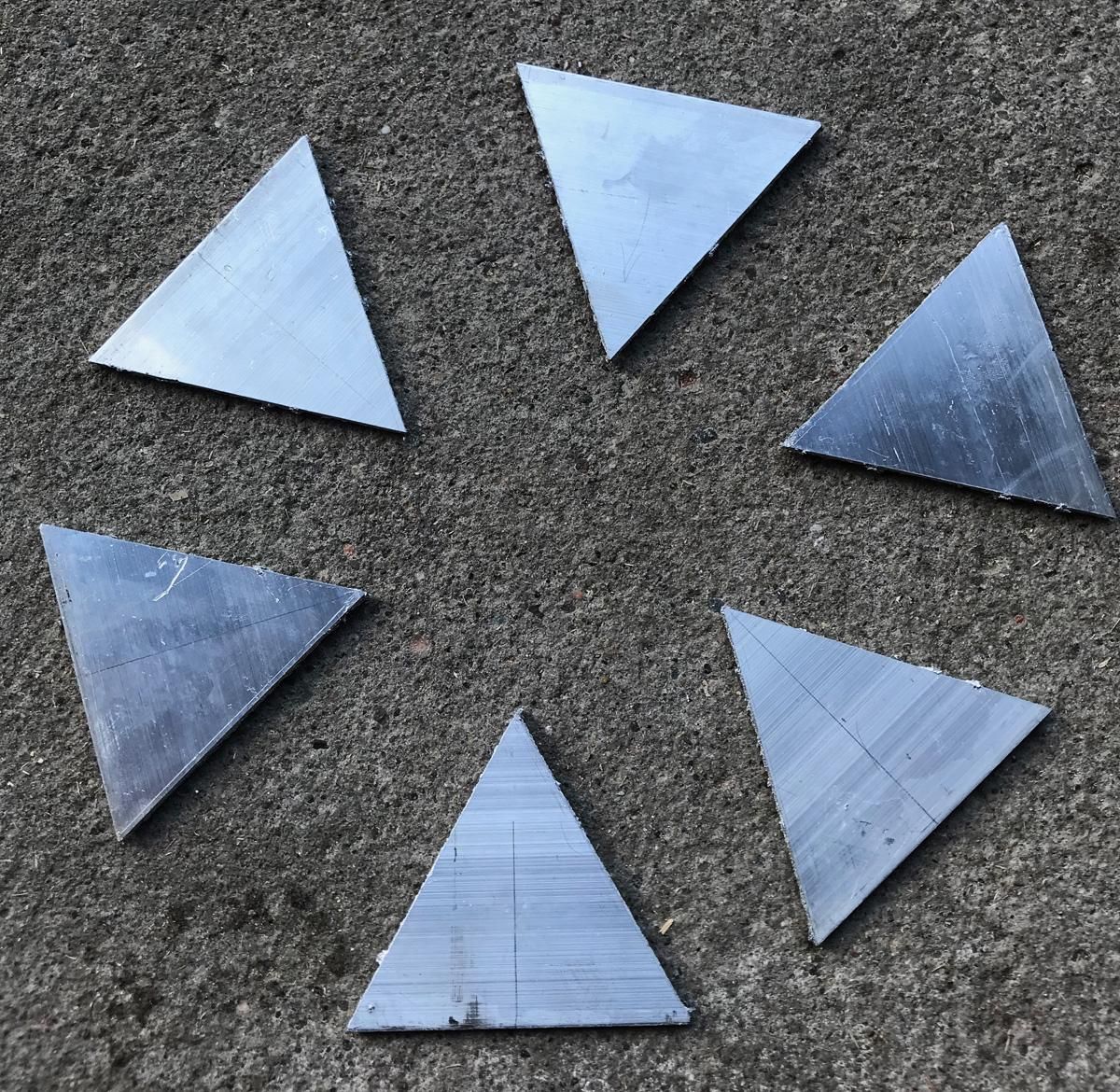 MC3-02triangles.jpg
