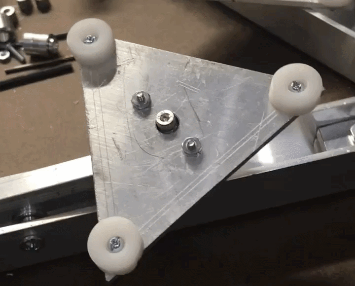 MC4-04triangleflex.gif