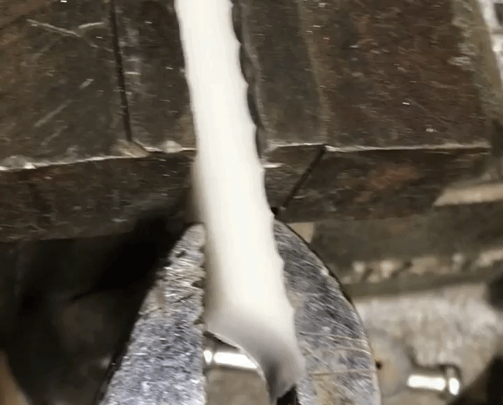 MC7-03retainer.gif