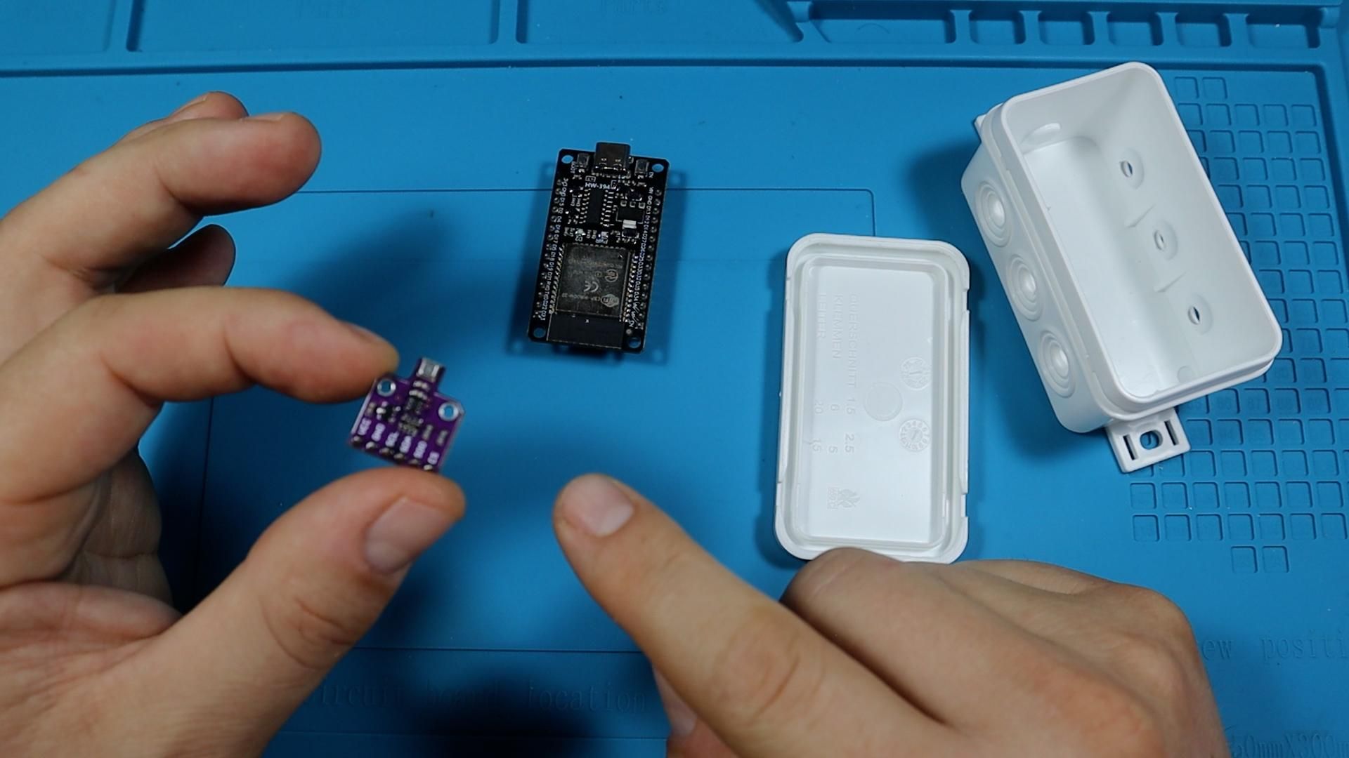 MVI_3188.MP4.00_00_06_14.Still001.jpg