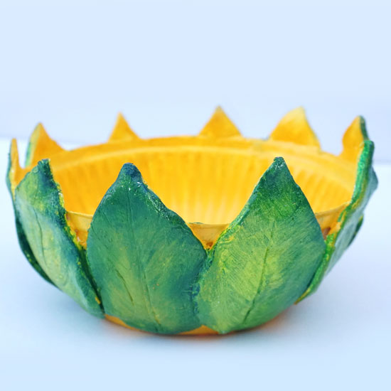 Make-DIY-Leaf-Bowl-Using-Clay-stylenrichDIY.jpg