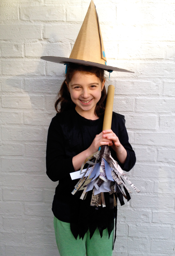 Makedo_WP_Halloween_Witch10_72dpi.jpg