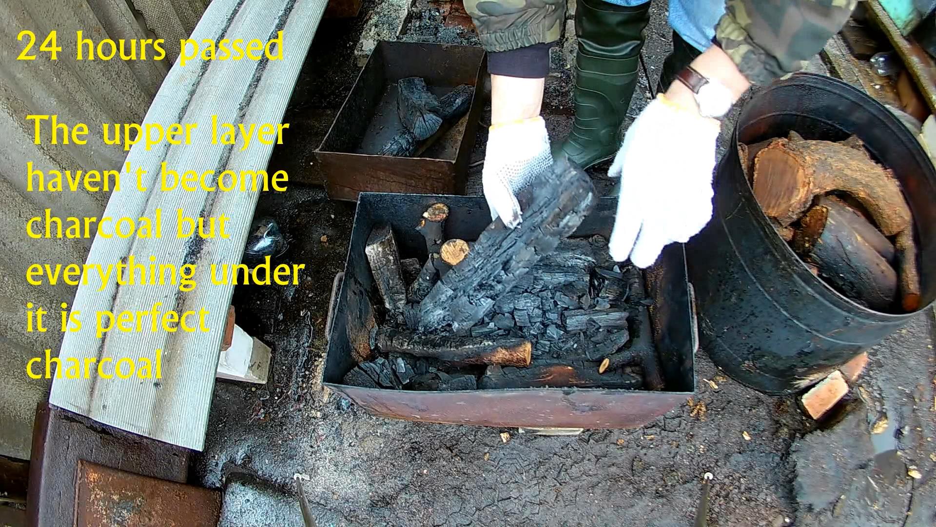 Making Charcoal at Home. Free DIY Fuel.avi_snapshot_02.16_[2017.03.21_15.54.19].jpg