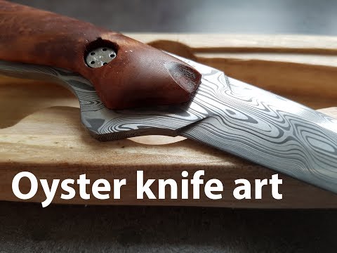 Making oyster (knife) art