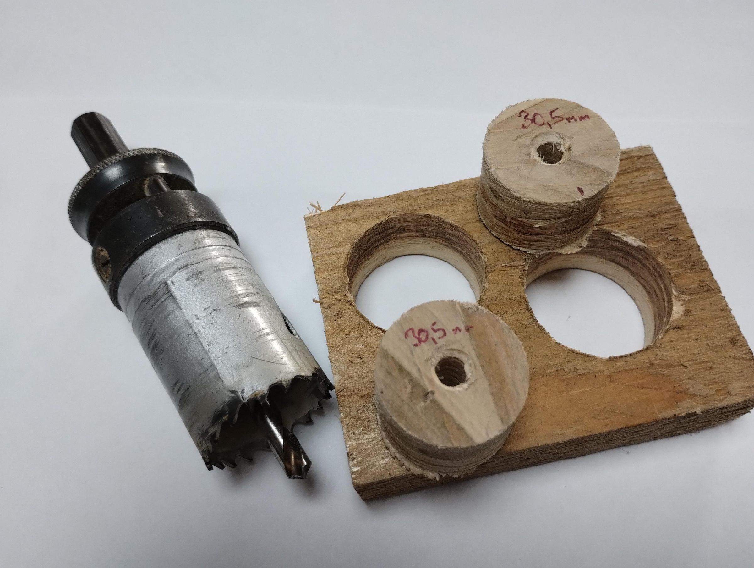 Making_the_cylinders.jpg