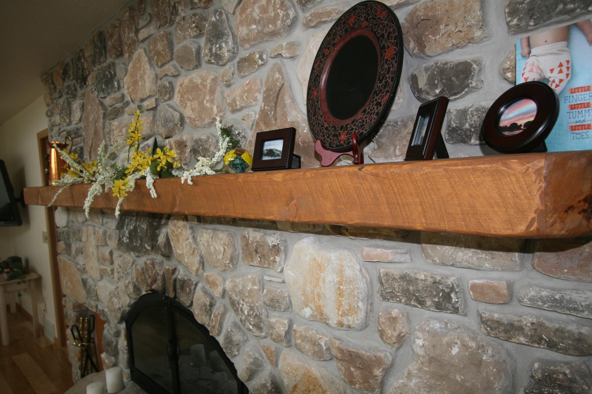 Mantel at Kangaroo Home (1).JPG