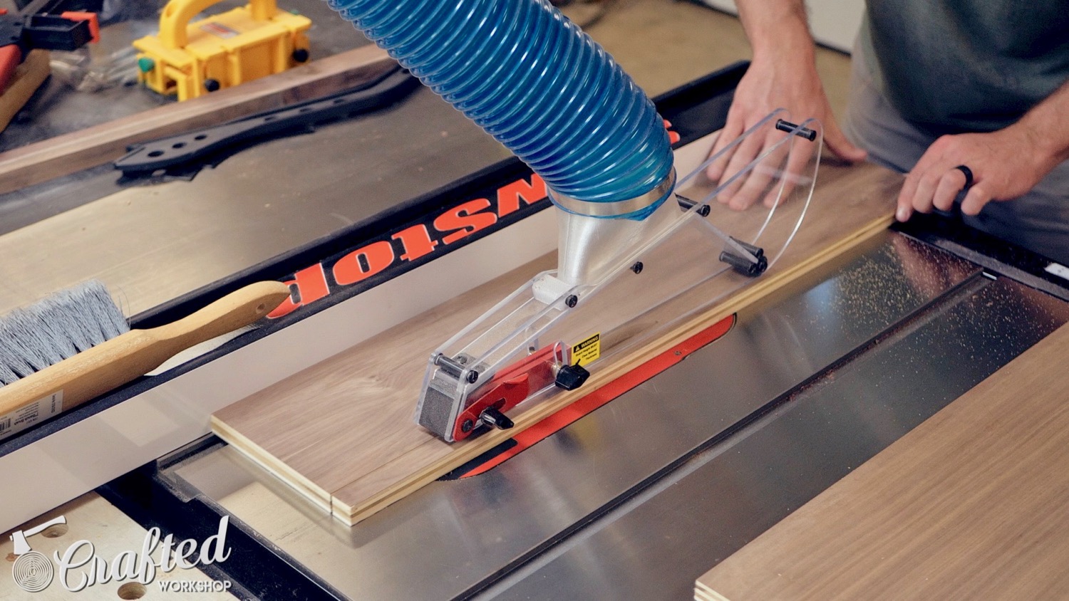Mid-Century Modern Walnut End Table | How To Build - Woodworking - 21.jpg