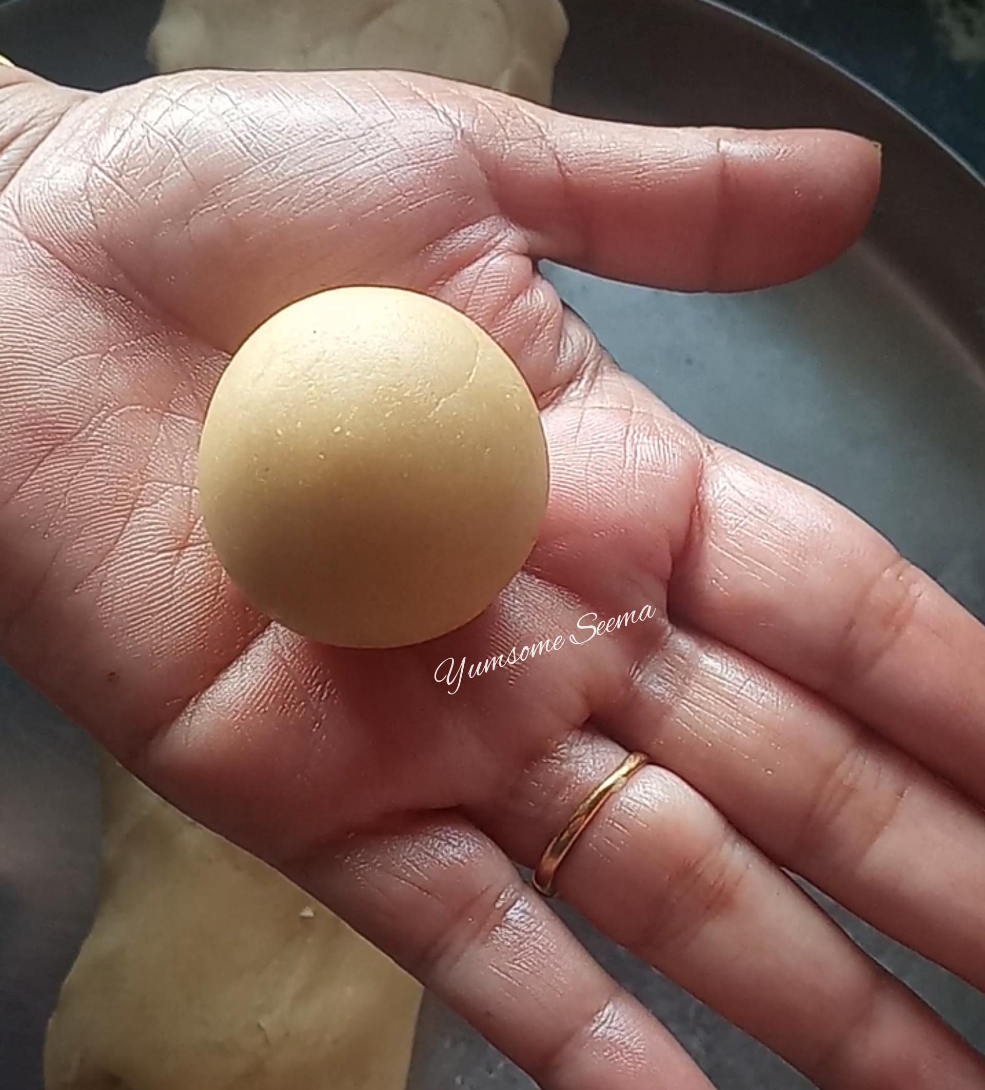 Mini_vegan_wholefoods_doughnut_bites_cottagecore_recipe.jpg