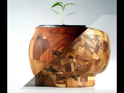 Mosaik Wood Pot - exclusivly made for people who wear hats! #woodturning #houseplants #glue