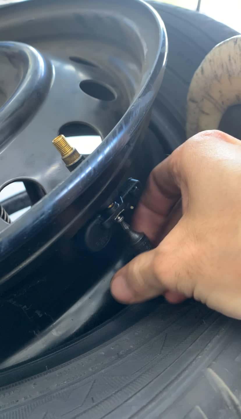 NEW TPMS SENSOR INSTALLATION.jpg