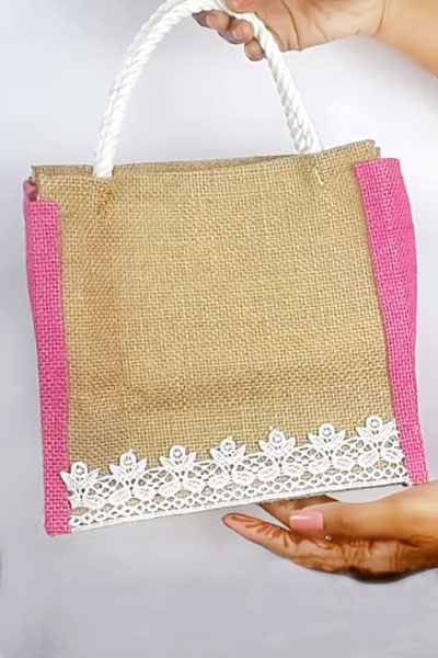 No-Sew-Handmade-Jute-Bag-Craft-Idea-stylenrich.jpg