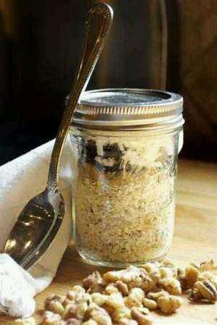 Oats in jar.jpg