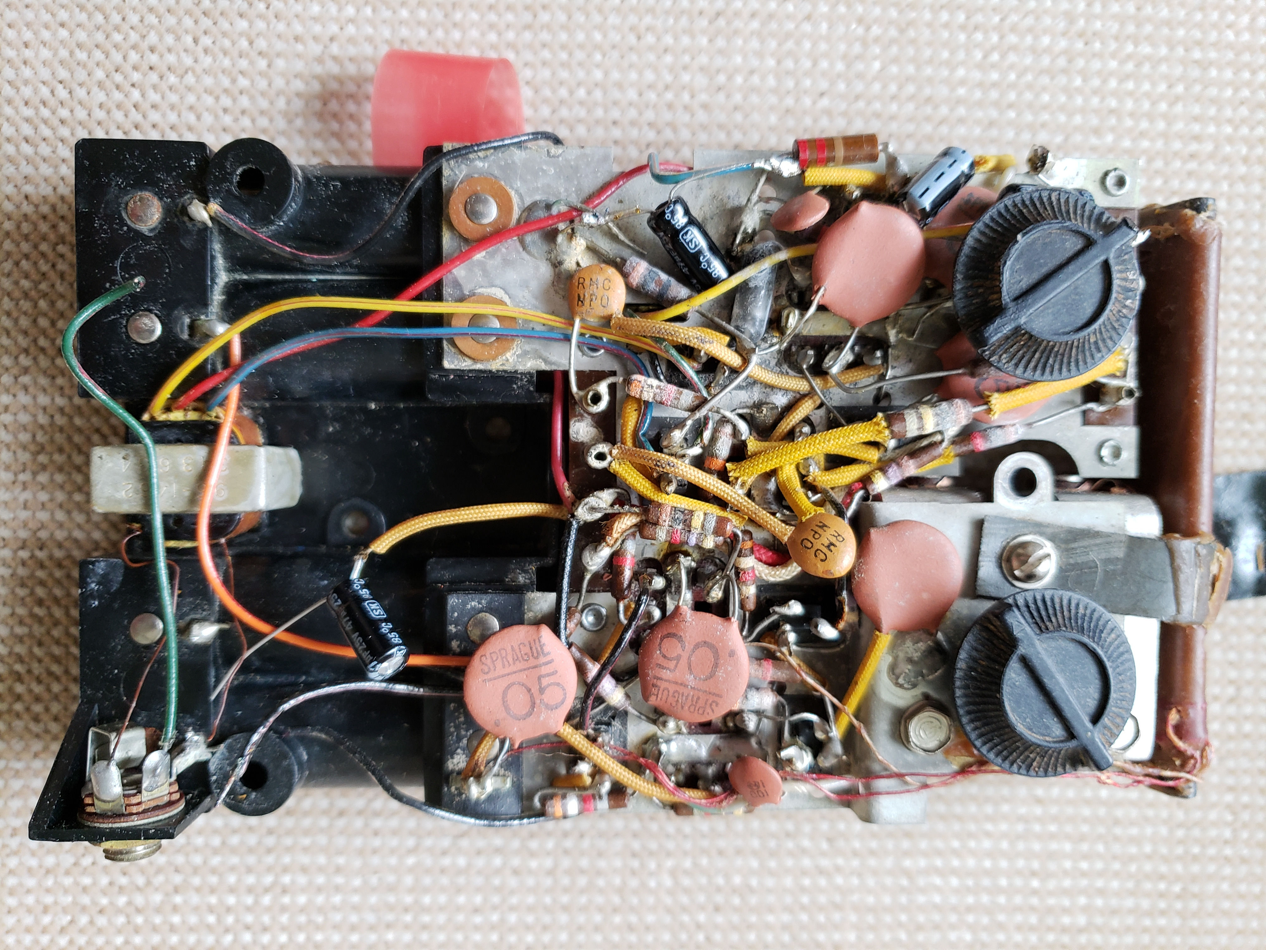 Old electrolytic capacitors replaced with new ones.jpg