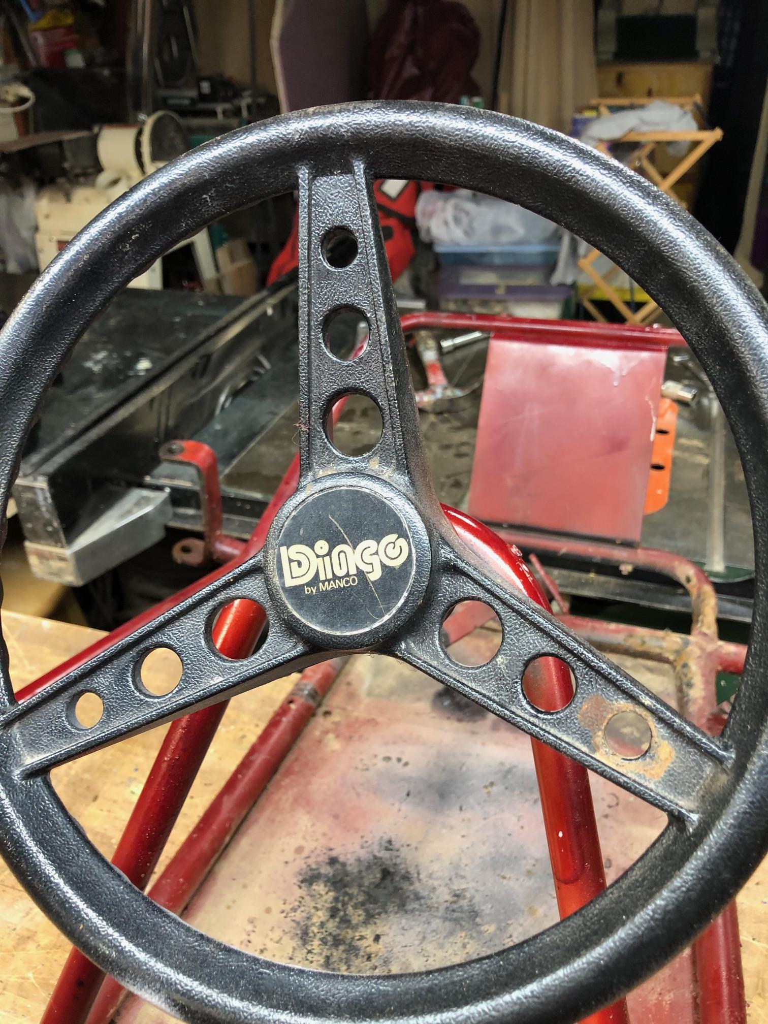 Original Steering Wheel 1.jpg