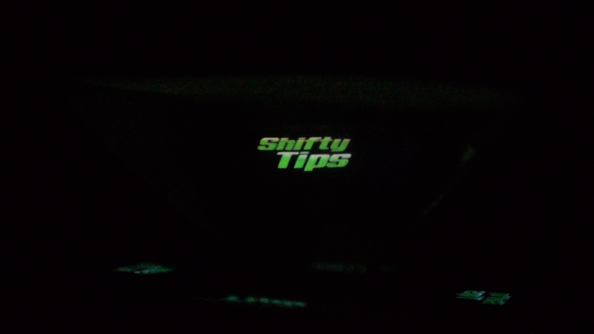 P25 - DIY Hologram Projector (not from CD case)_freeze23.bmp