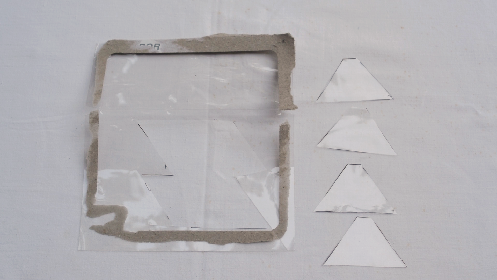 P25 - DIY Hologram Projector (not from CD case)_freeze9.bmp