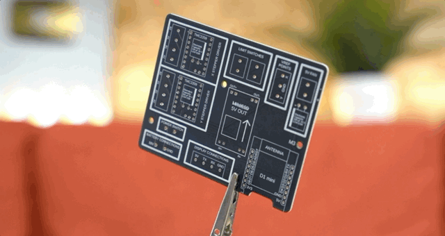 PCB.gif