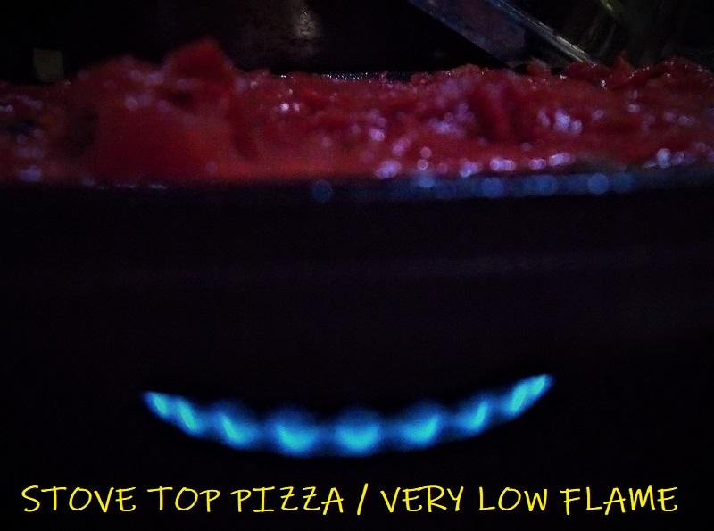 PIZZA very low flame under the skillet.JPG