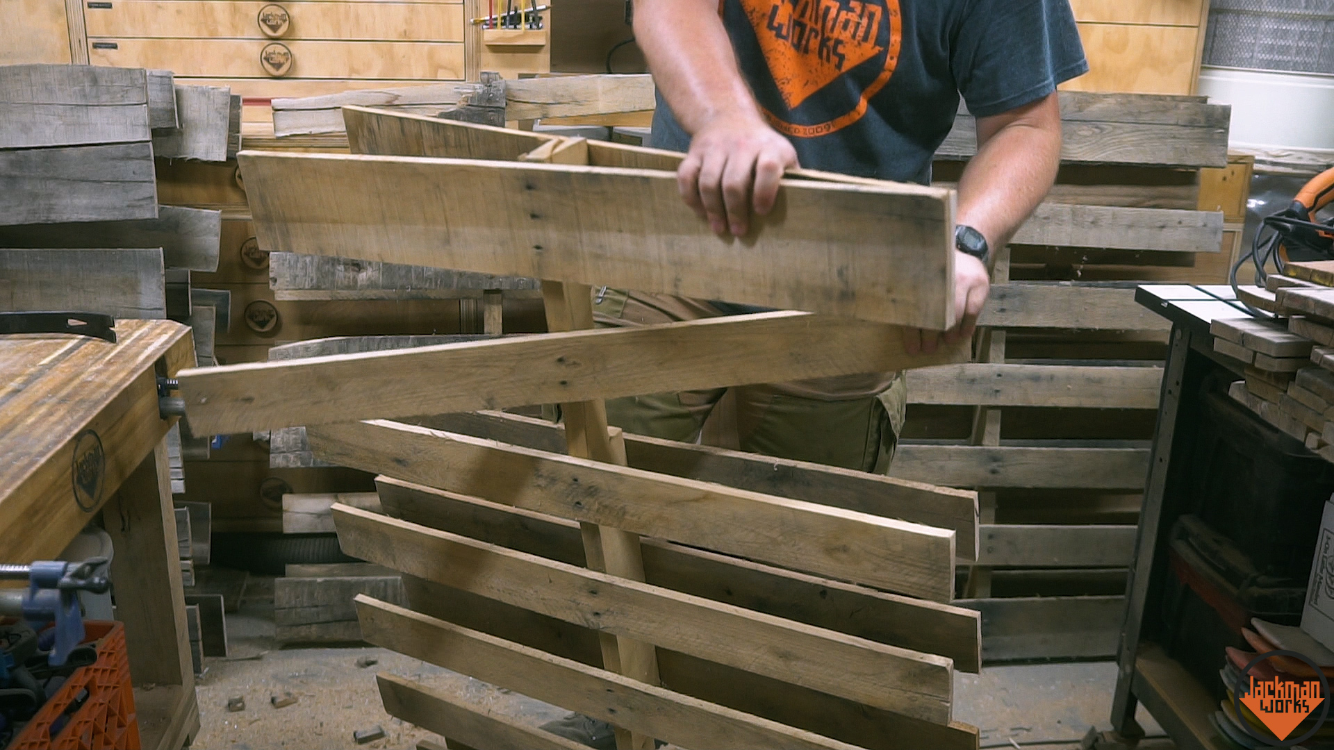 Pallet Wood Pencils 3.jpg