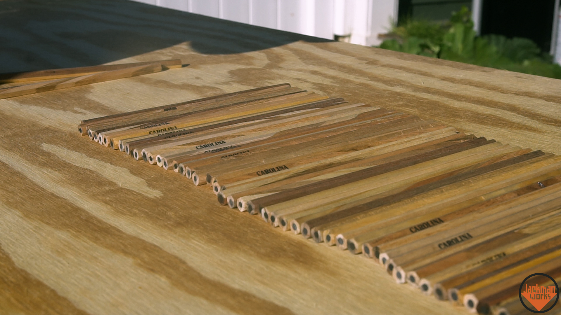 Pallet Wood Pencils 35.jpg