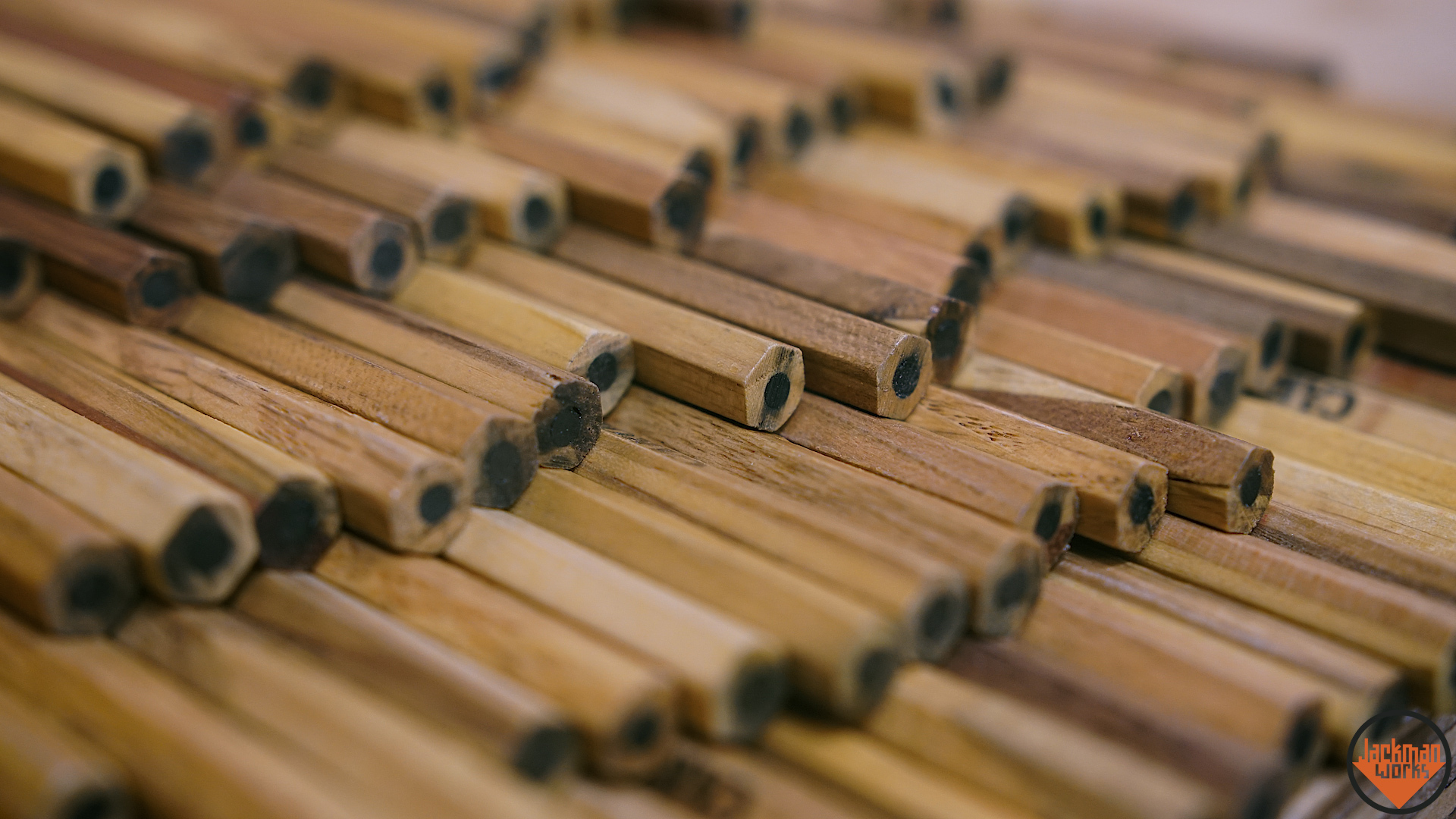 Pallet Wood Pencils 37.jpg