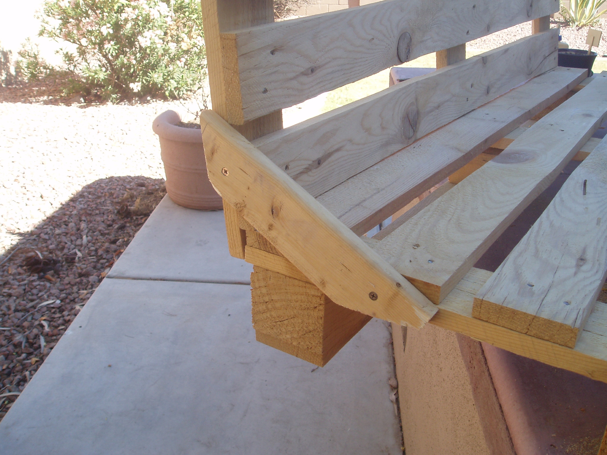 Pallet bench project 006.JPG