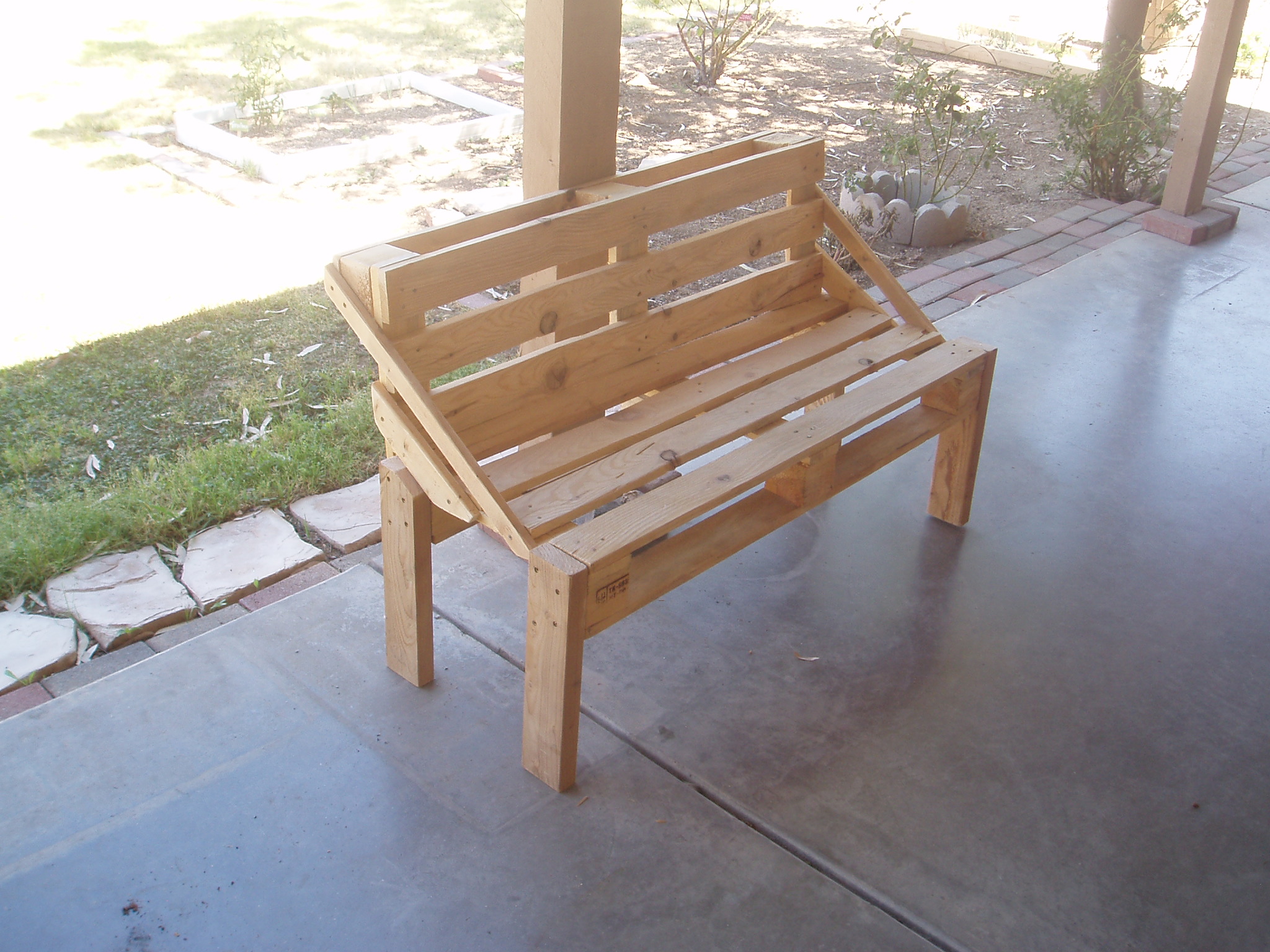 Pallet bench project 011.JPG