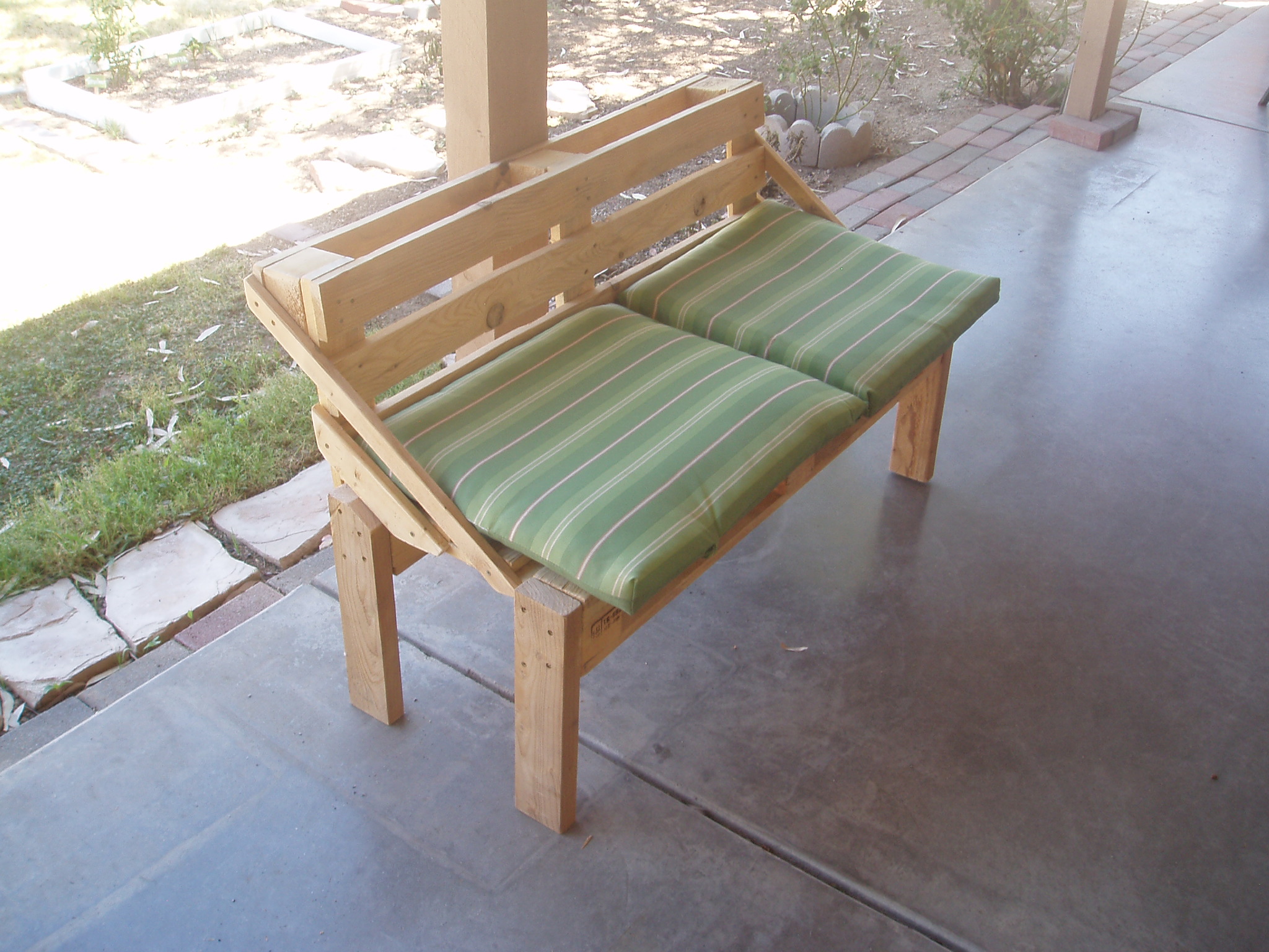 Pallet bench project 012.JPG