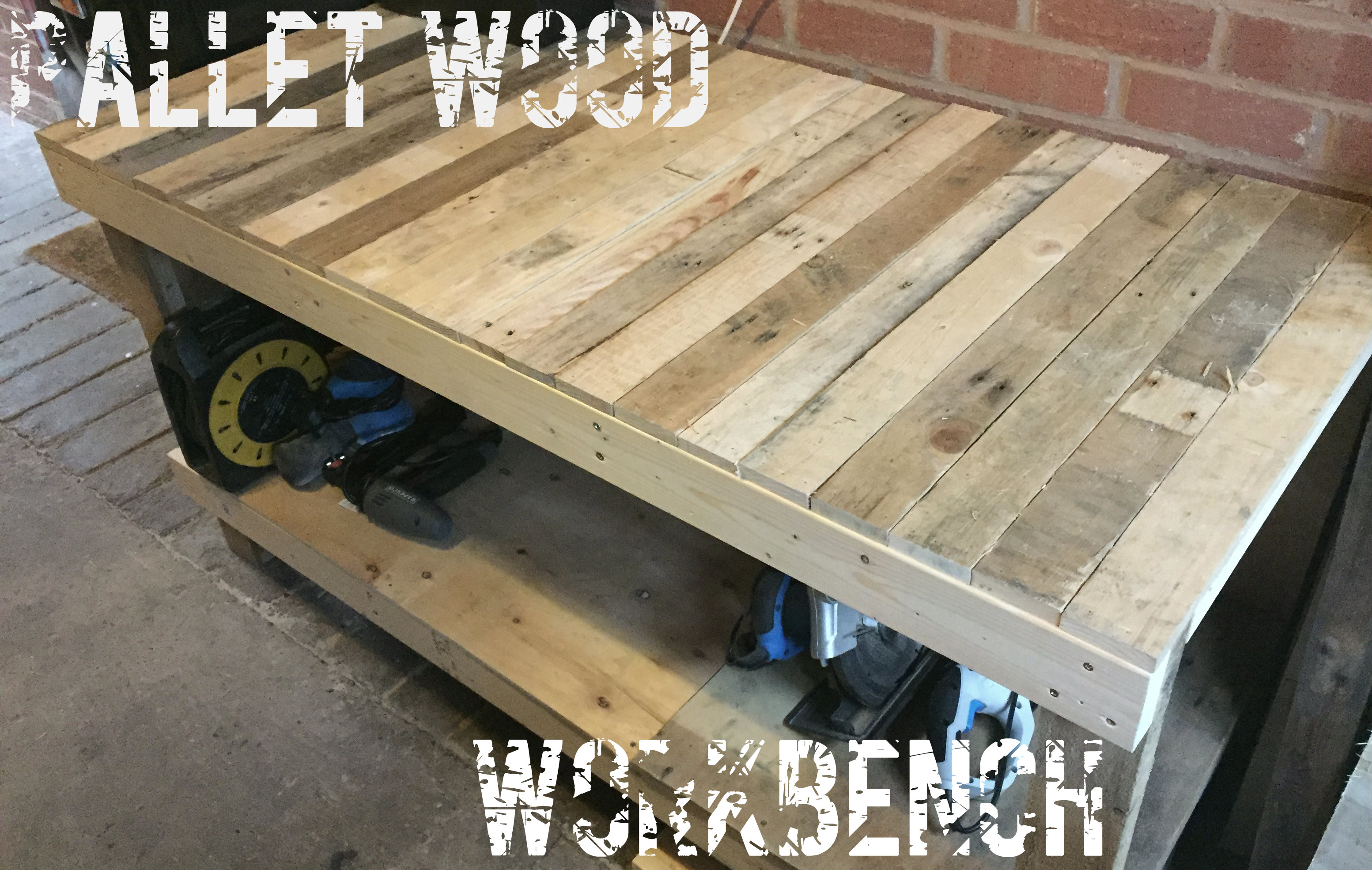 Pallet wood work bench 1.jpg