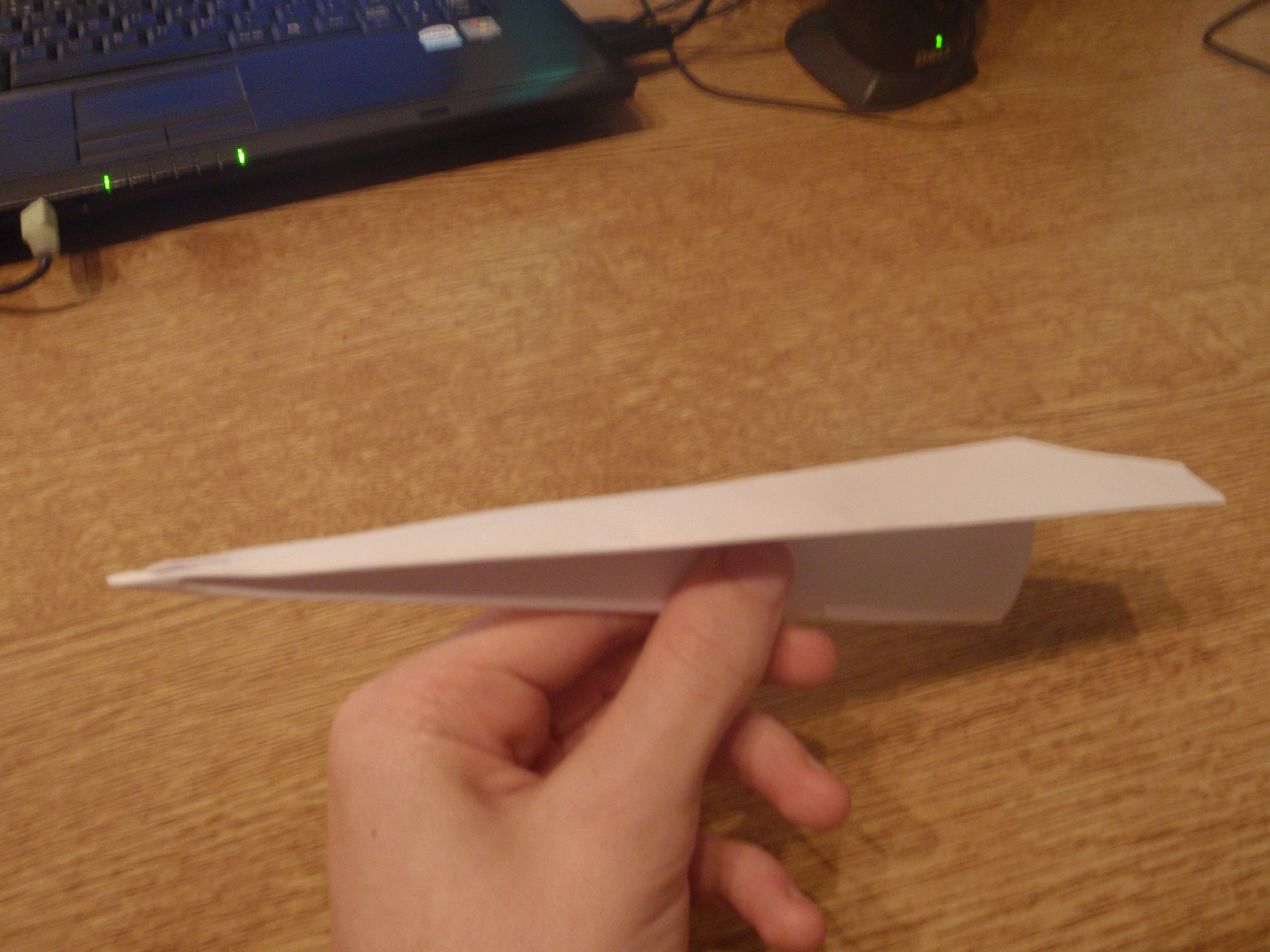 Paper aeroplane 012.jpg