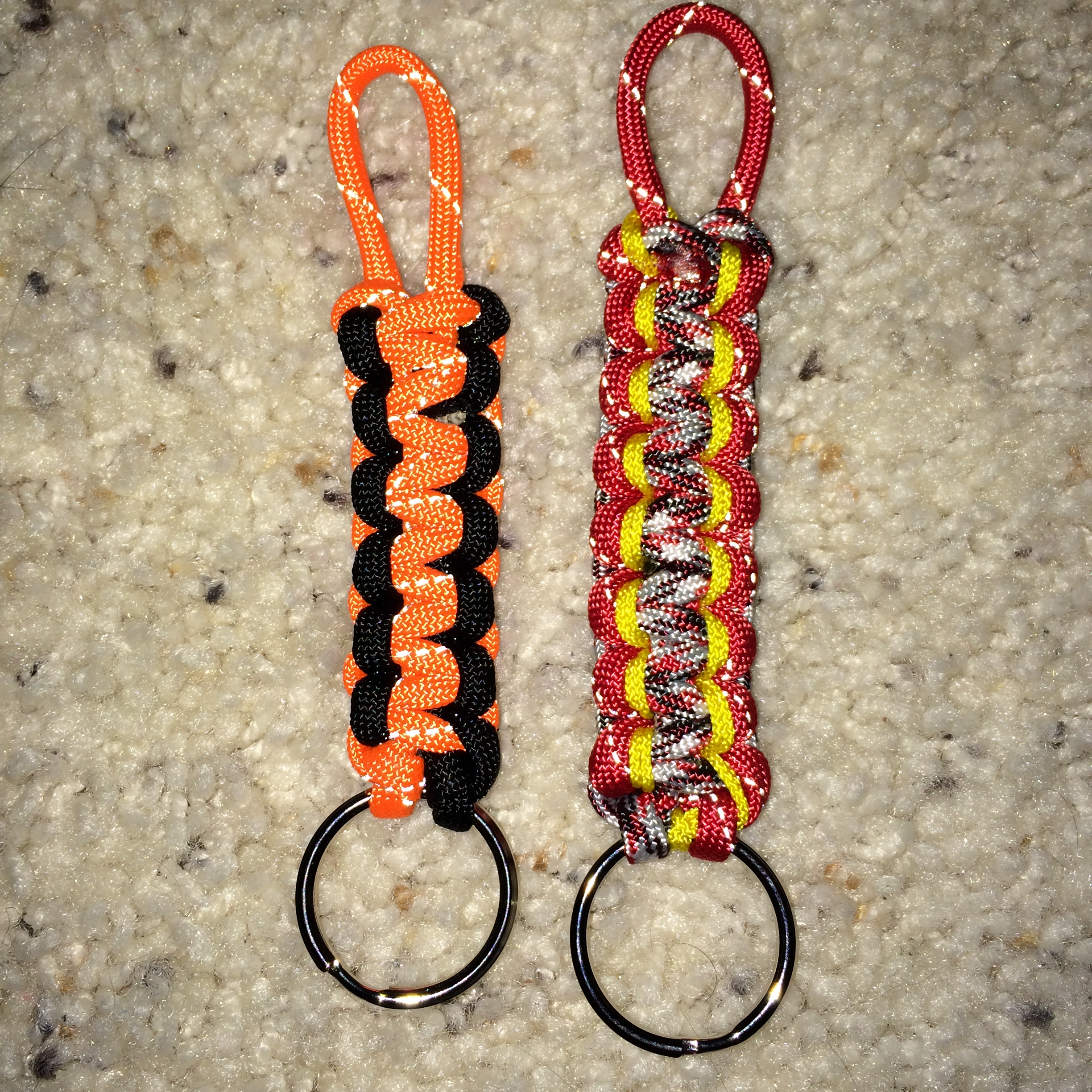 Paracord Keychain double tracer (1).JPG