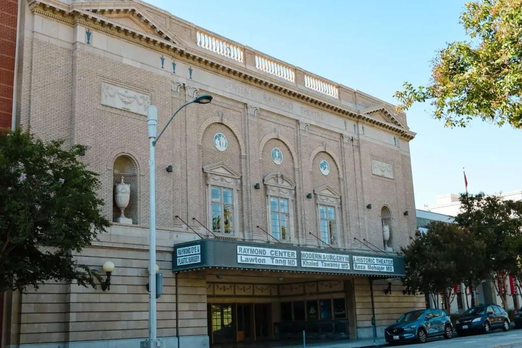PasadenaRaymondTheater.jpg