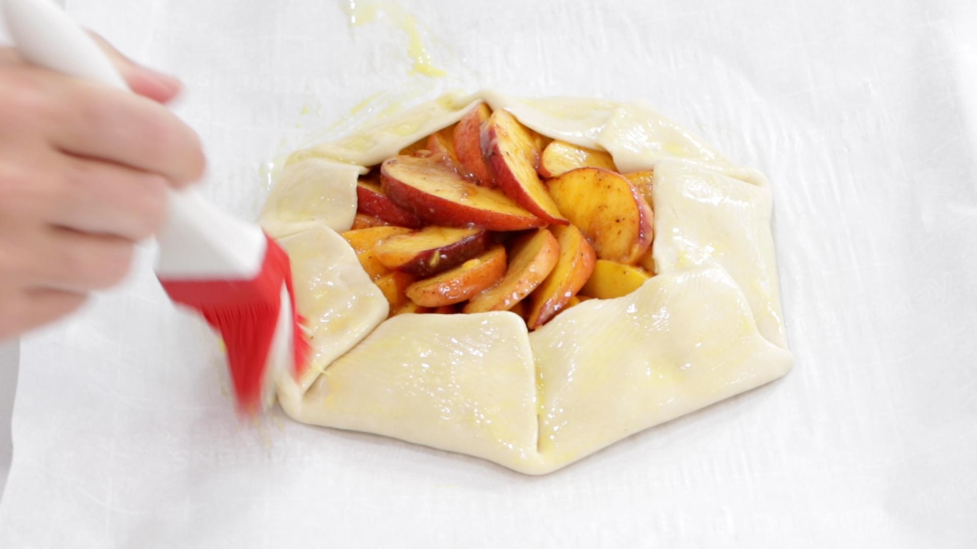 Peach Galette Recipe - So yummy and easy you got to try this.00_06_52_07.Still018.jpg