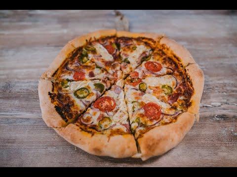 Perfect Homemade Pizza With Crispy Puffy Edge