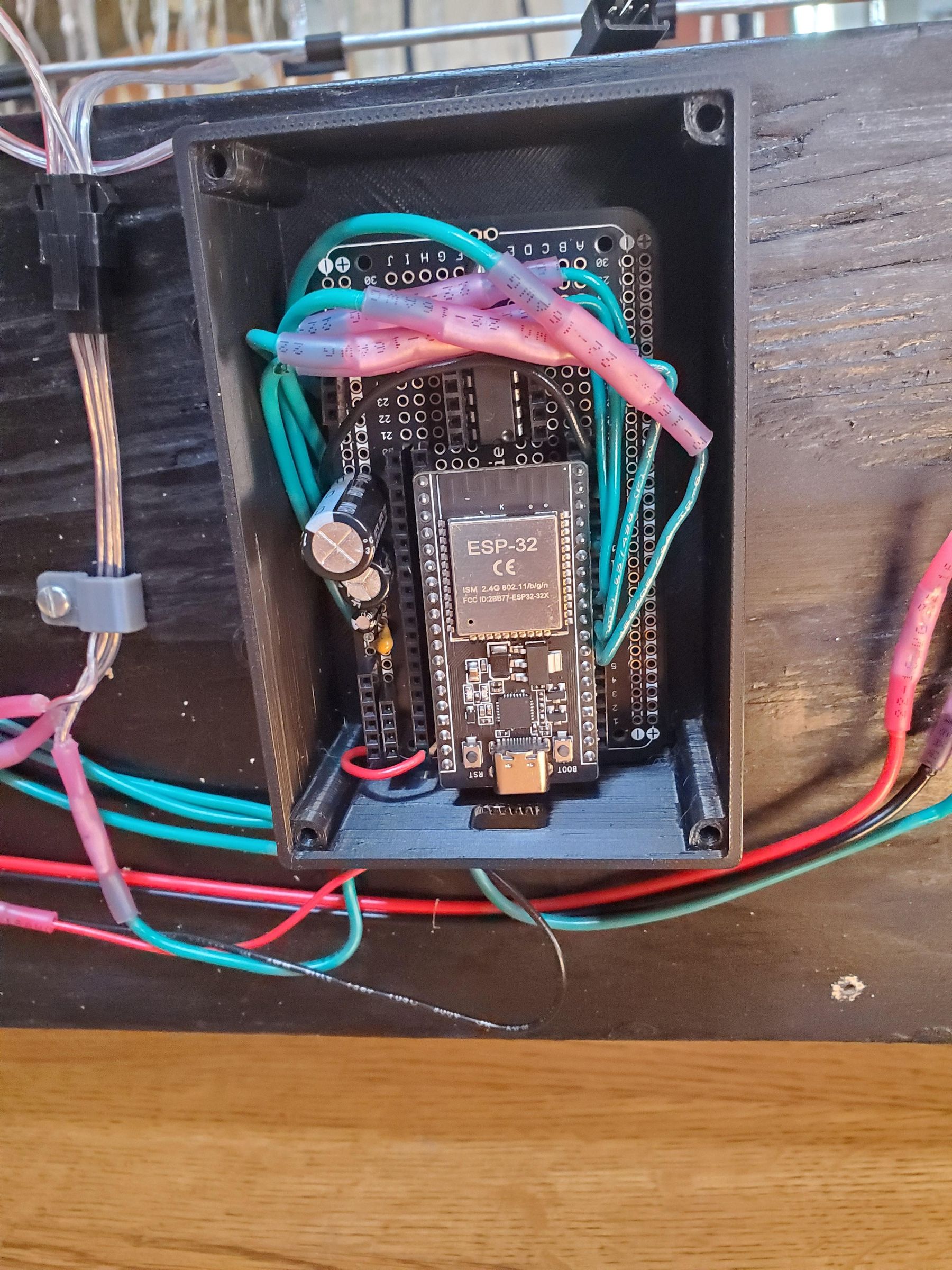 Photo 13 - ESP32 Box Wiring.jpg