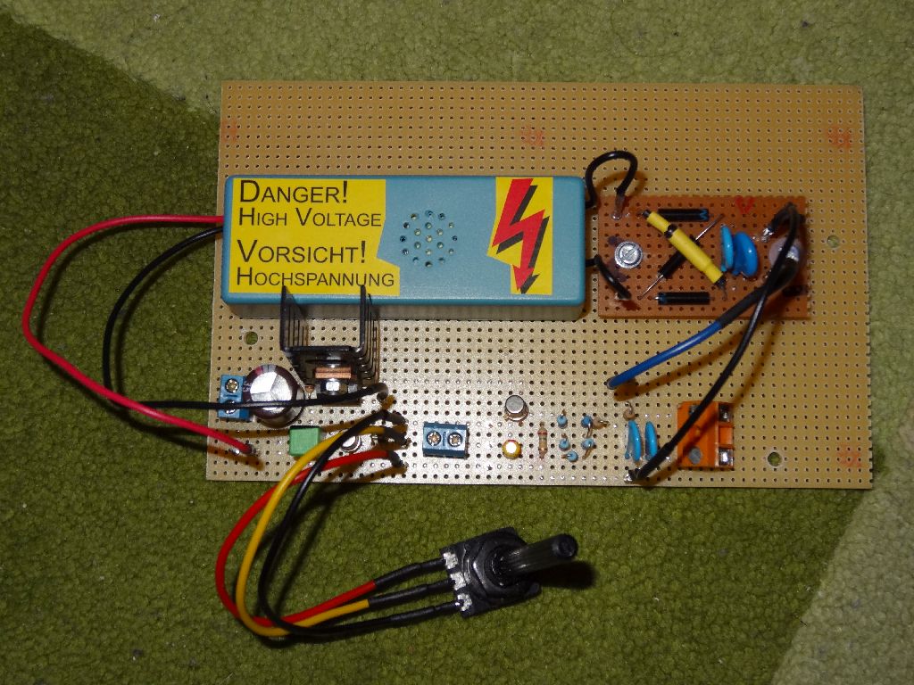 Photomultiplier_HV_c_06.JPG