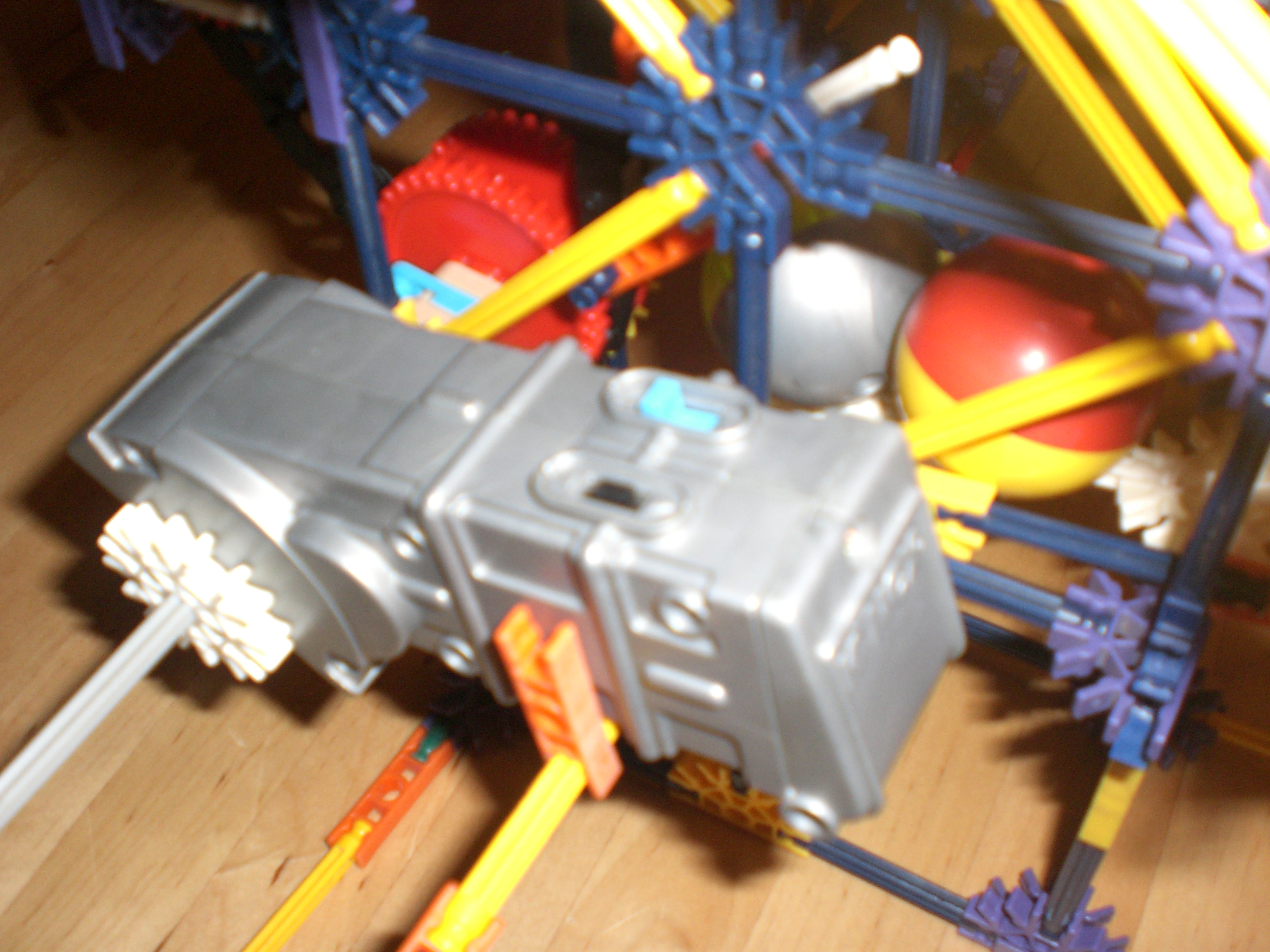 Picture knex ball machine 005.jpg