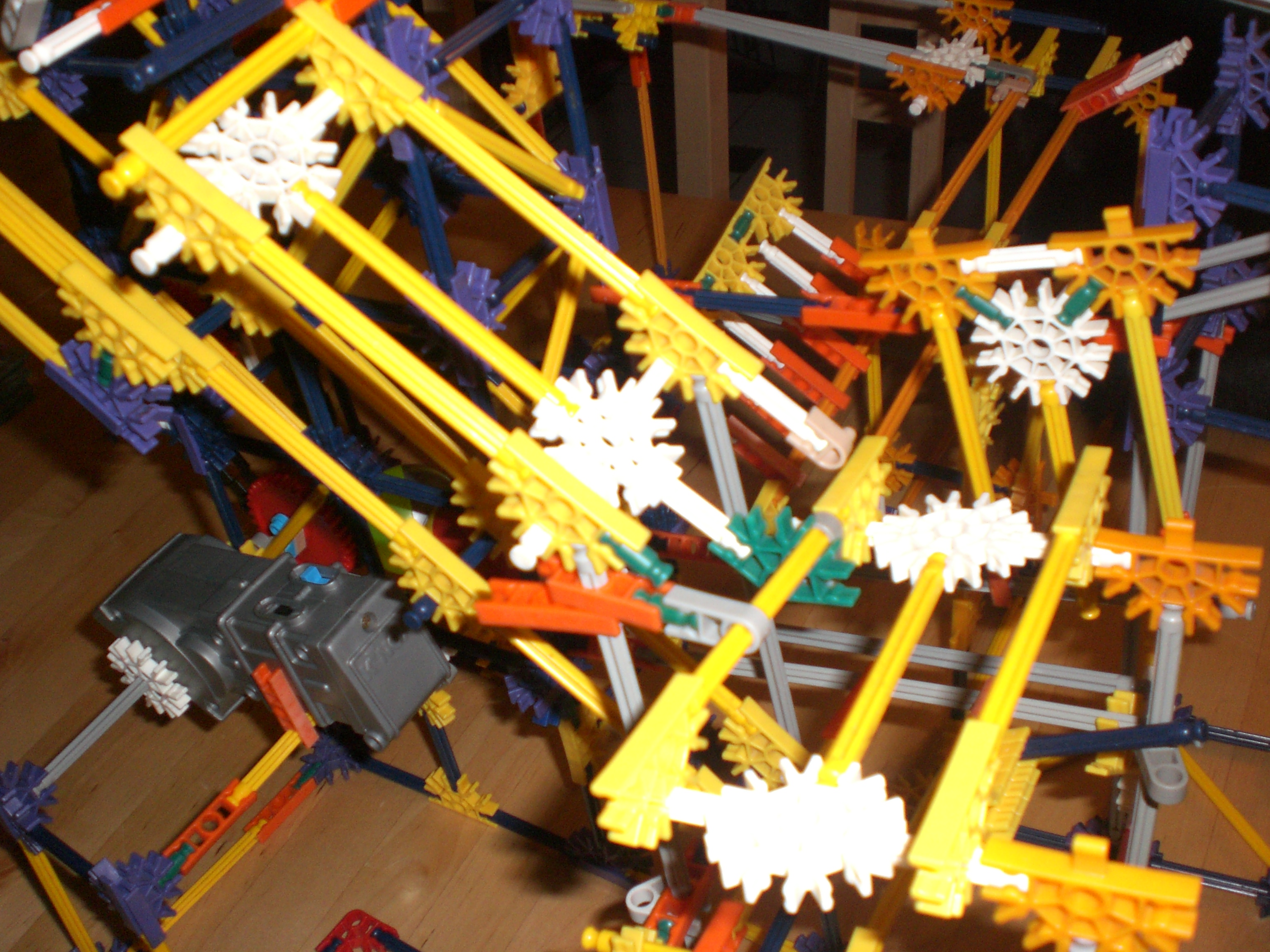 Picture knex ball machine 008.jpg