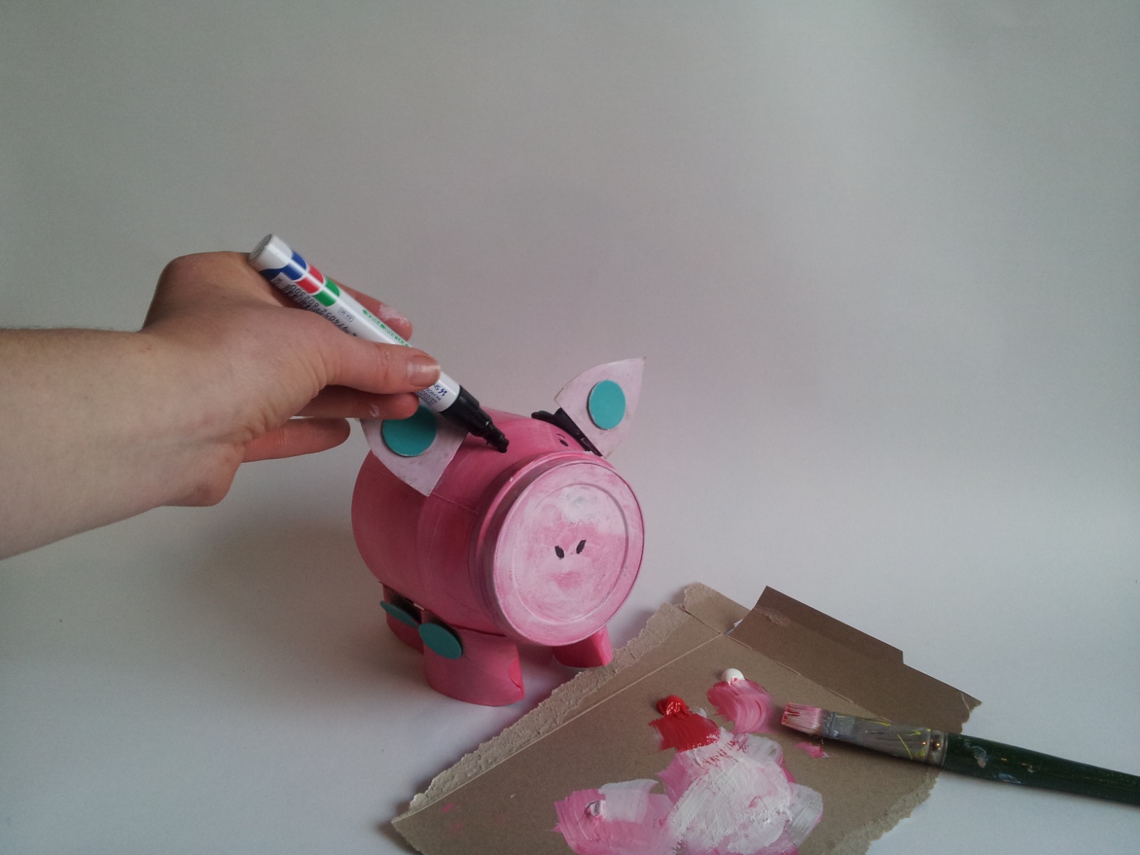 Piggybank_AlishaRuby_Step7 Resized.jpg