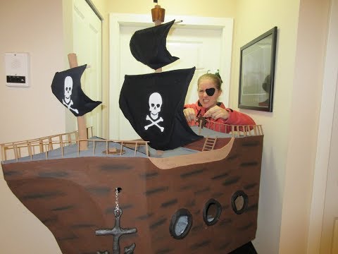Pirate Ship With Party Game